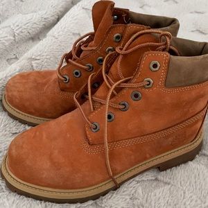 Boy Timberland boots size 3.